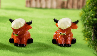 🐂🥚Easter Egg Hunt Alternative: Mini Highland Cow Figurines for Hide & Seek - Adorable Resin Cow Decorations for Party Favors, Easter Basket Stuffers & Home Decor💕