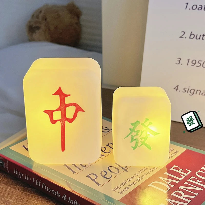 Cute Mahjong LED Night Light 🀄️ Aesthetic Room Decor & Creative Ambient Lamp ✨ Kawaii Silicone Bedside Light, Unique Novelty Gift for Game Lovers 🎁