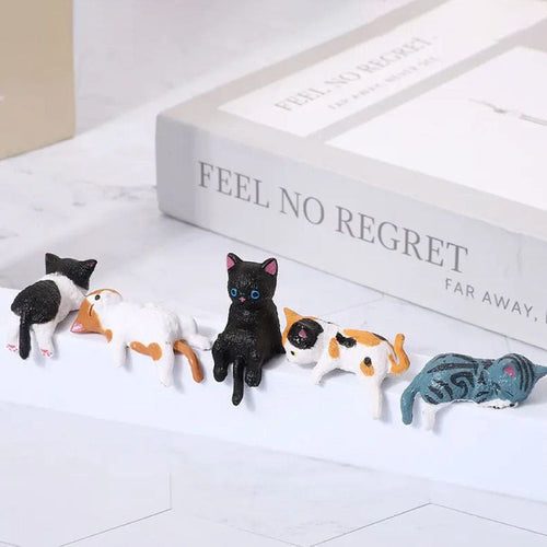 Hand-Painted Mini Cat Desk Figurines - Set of 5 Cute Cartoon Kitty Companions