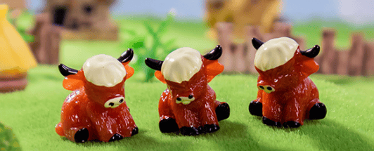 🐂🥚Easter Egg Hunt Alternative: Mini Highland Cow Figurines for Hide & Seek - Adorable Resin Cow Decorations for Party Favors, Easter Basket Stuffers & Home Decor💕