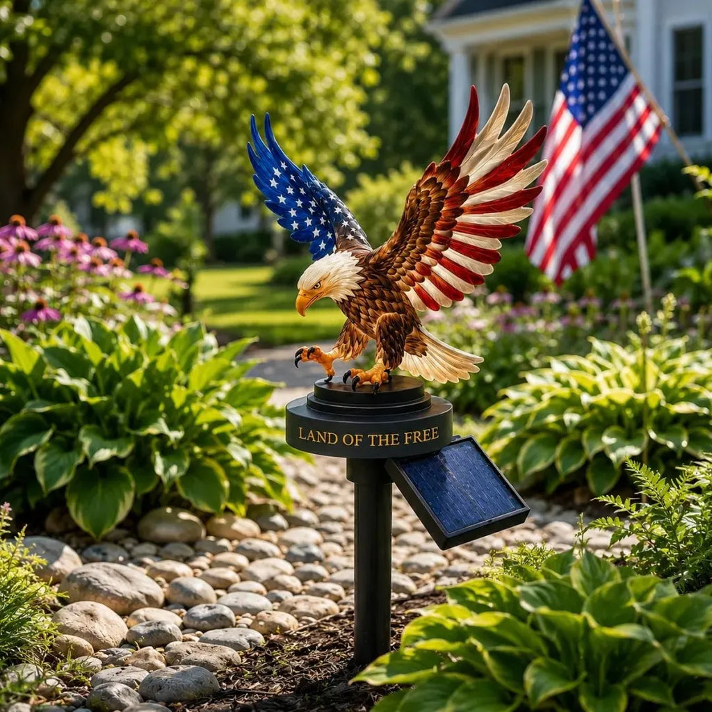 🔥Solar Eagle Garden Light – A Glowing Tribute to American Freedom🔥