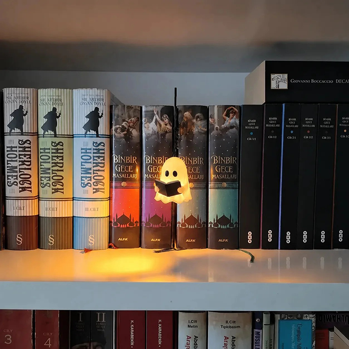 📚BookGlow - Mini Library Lantern💡