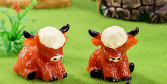 🐂🥚Easter Egg Hunt Alternative: Mini Highland Cow Figurines for Hide & Seek - Adorable Resin Cow Decorations for Party Favors, Easter Basket Stuffers & Home Decor💕