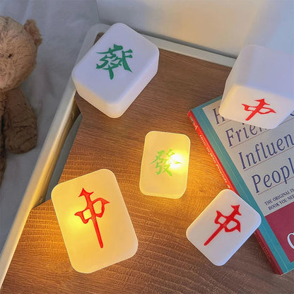 Cute Mahjong LED Night Light 🀄️ Aesthetic Room Decor & Creative Ambient Lamp ✨ Kawaii Silicone Bedside Light, Unique Novelty Gift for Game Lovers 🎁
