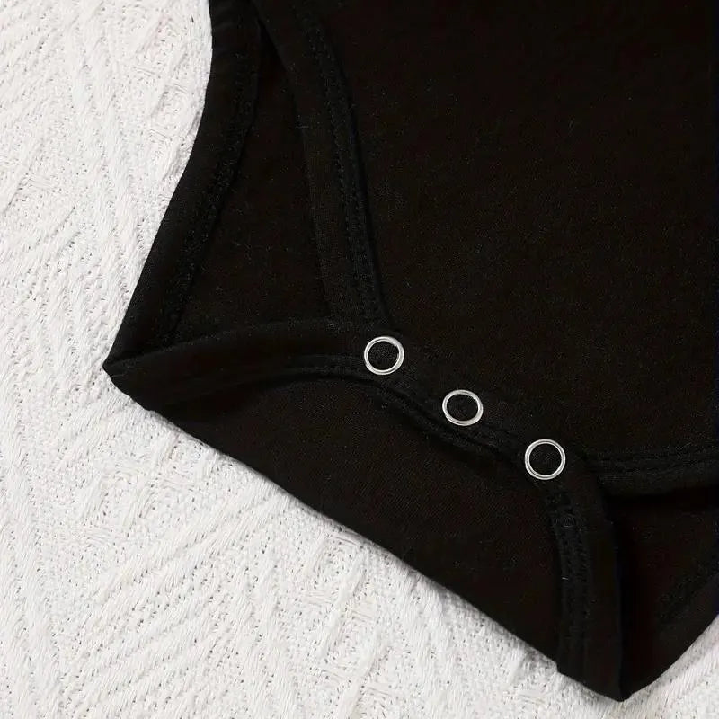 🔥Hot Sale🌟👶 "Back Off! I Have a Crazy Grandpa" Cute Cotton Baby Bodysuit